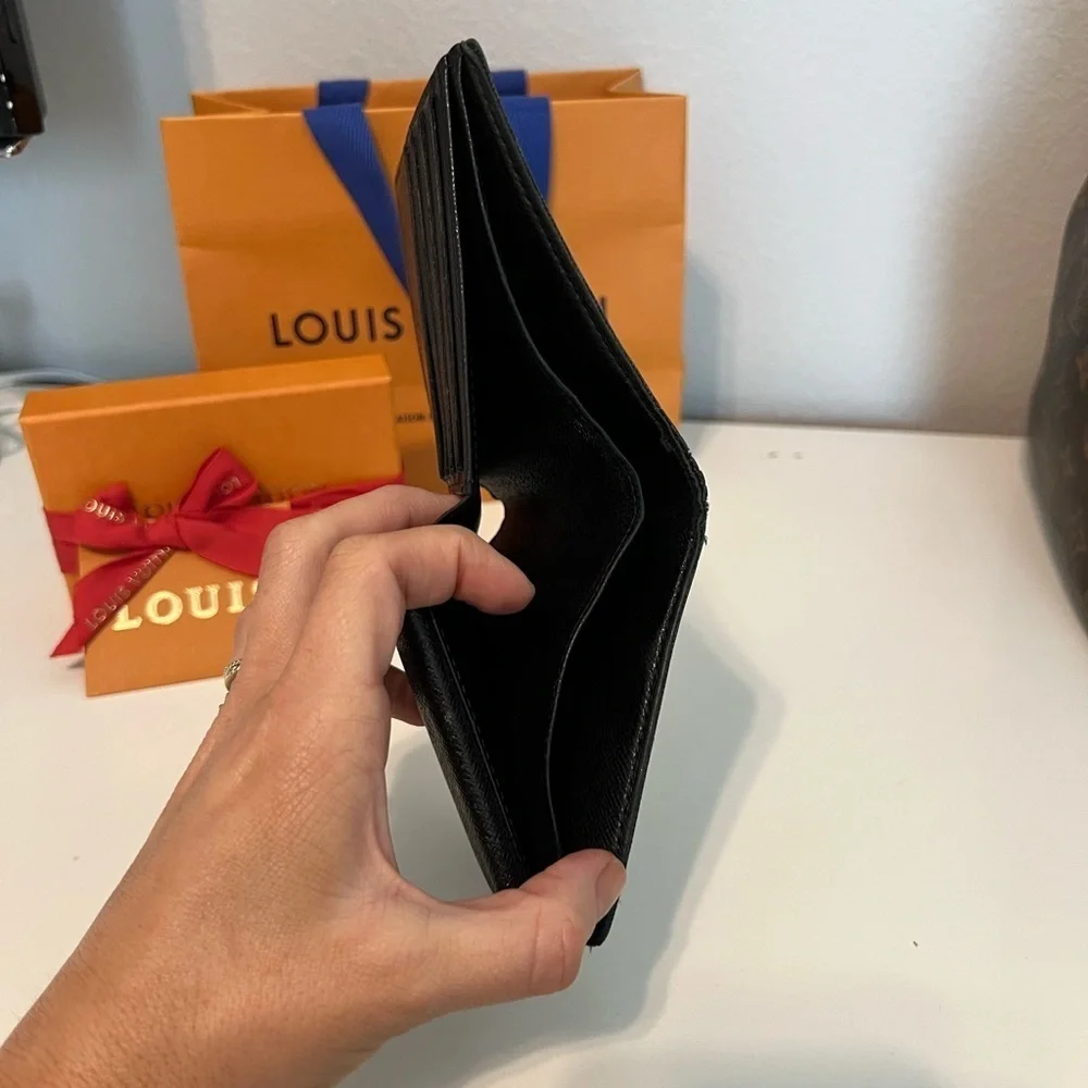 Louis Vuitton Men Black Graphite Bifold Damier Wallet